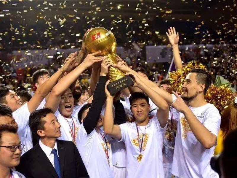 long8头号玩家概况